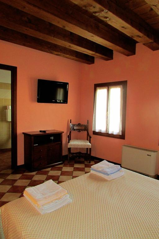 Locanda Mulino Al Pizzon Fratta Polesine Kamer foto